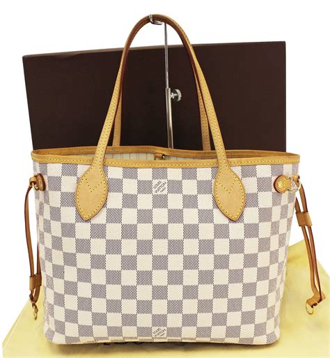 Louis Vuitton Neverfull real